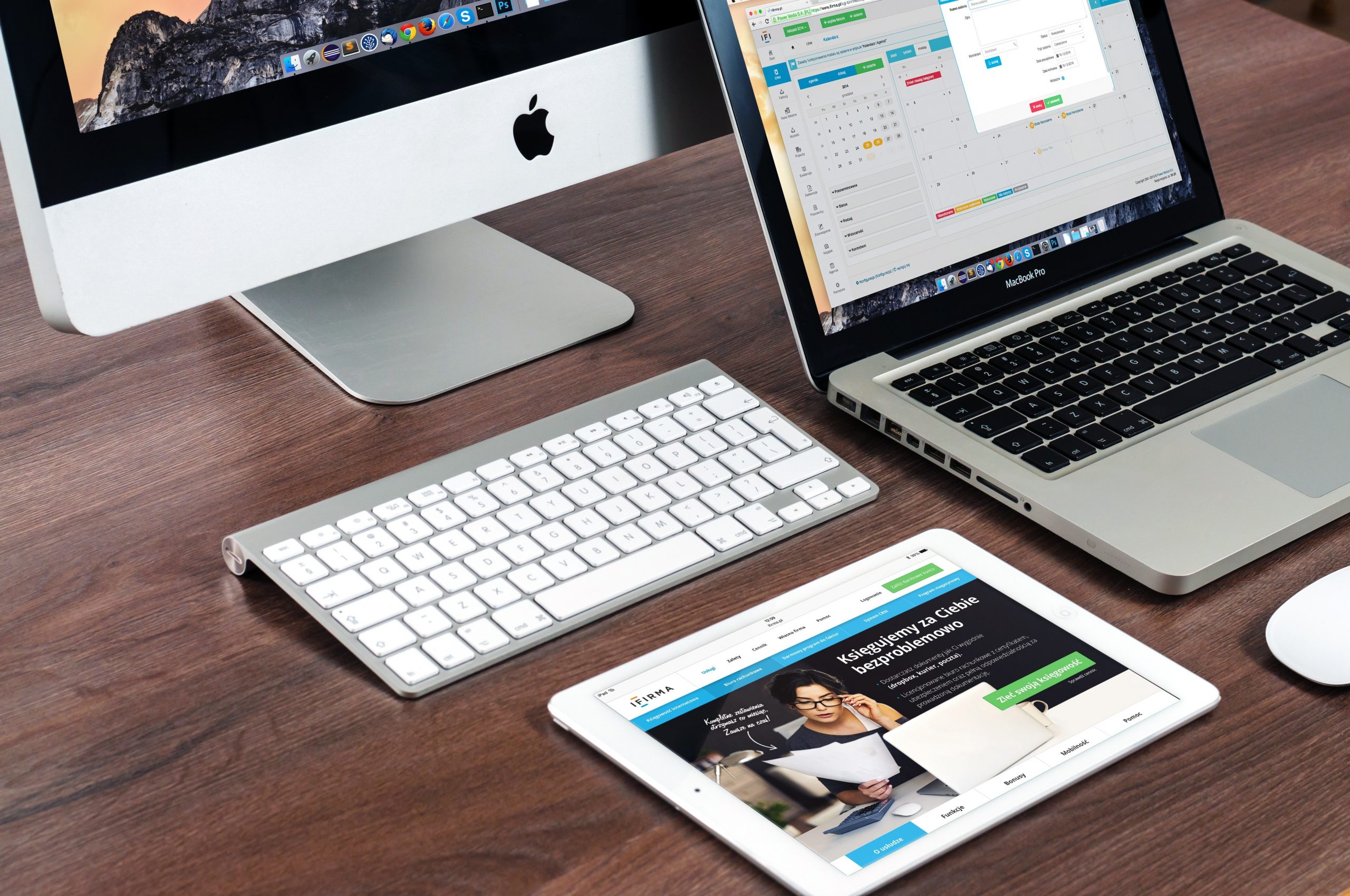 Digital Marketing tools, iMac, iPad, MacBook